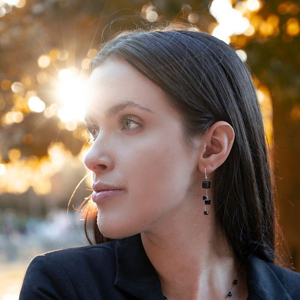 Jewelry - CUBE earring - MIRAVIDI
