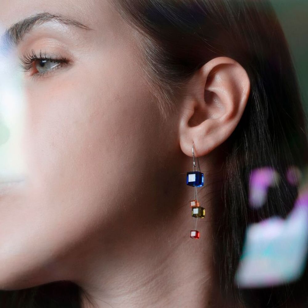 Jewelry - CUBE earring - MIRAVIDI