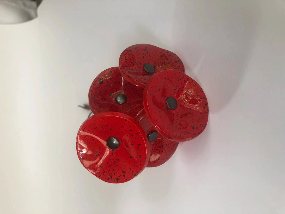 Floral decoration - Small Glass Flower For Outside In Red-Black On Flexible Stem - CARNEOL GLASS