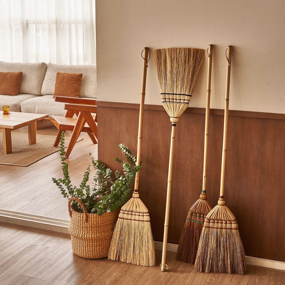 Accessoires de jardinage - BAAN BOON BROOMS - Balais et Brosses à Sorgho - BAAN BOON BROOMS