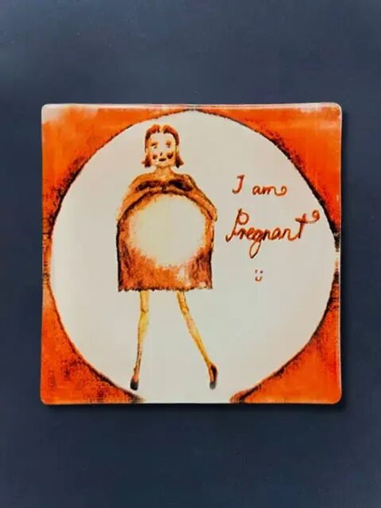 Decorative objects - Communication of unexpected pregnancy using the refrigerator - CARNEOL GLASS