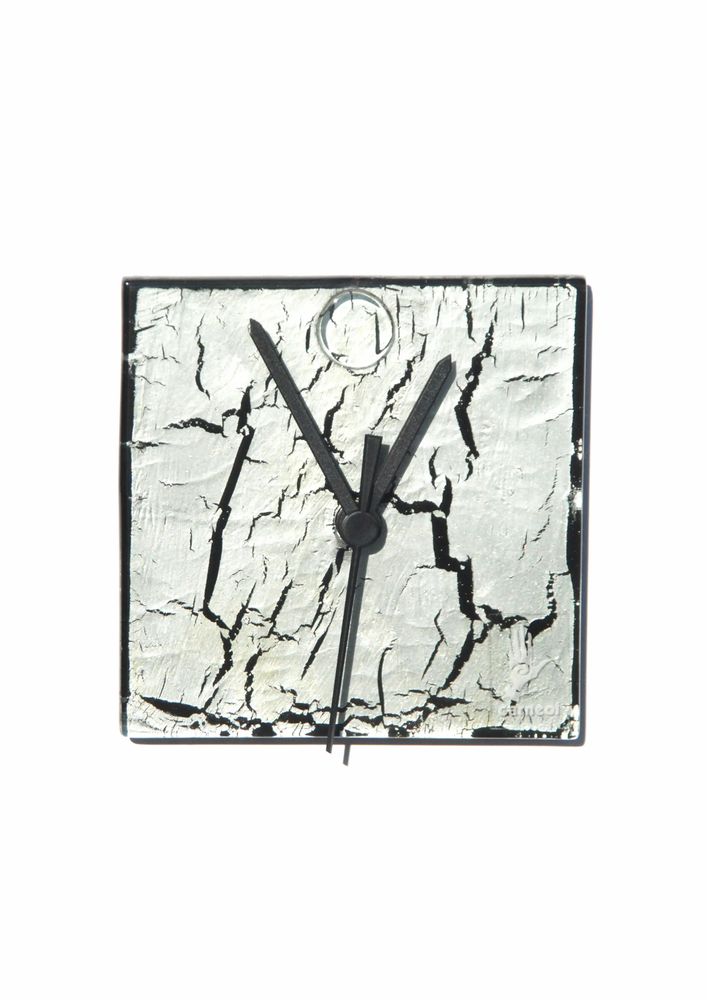Horloges - Horloge murale en argent craquelé 13x13 cm - CARNEOL GLASS