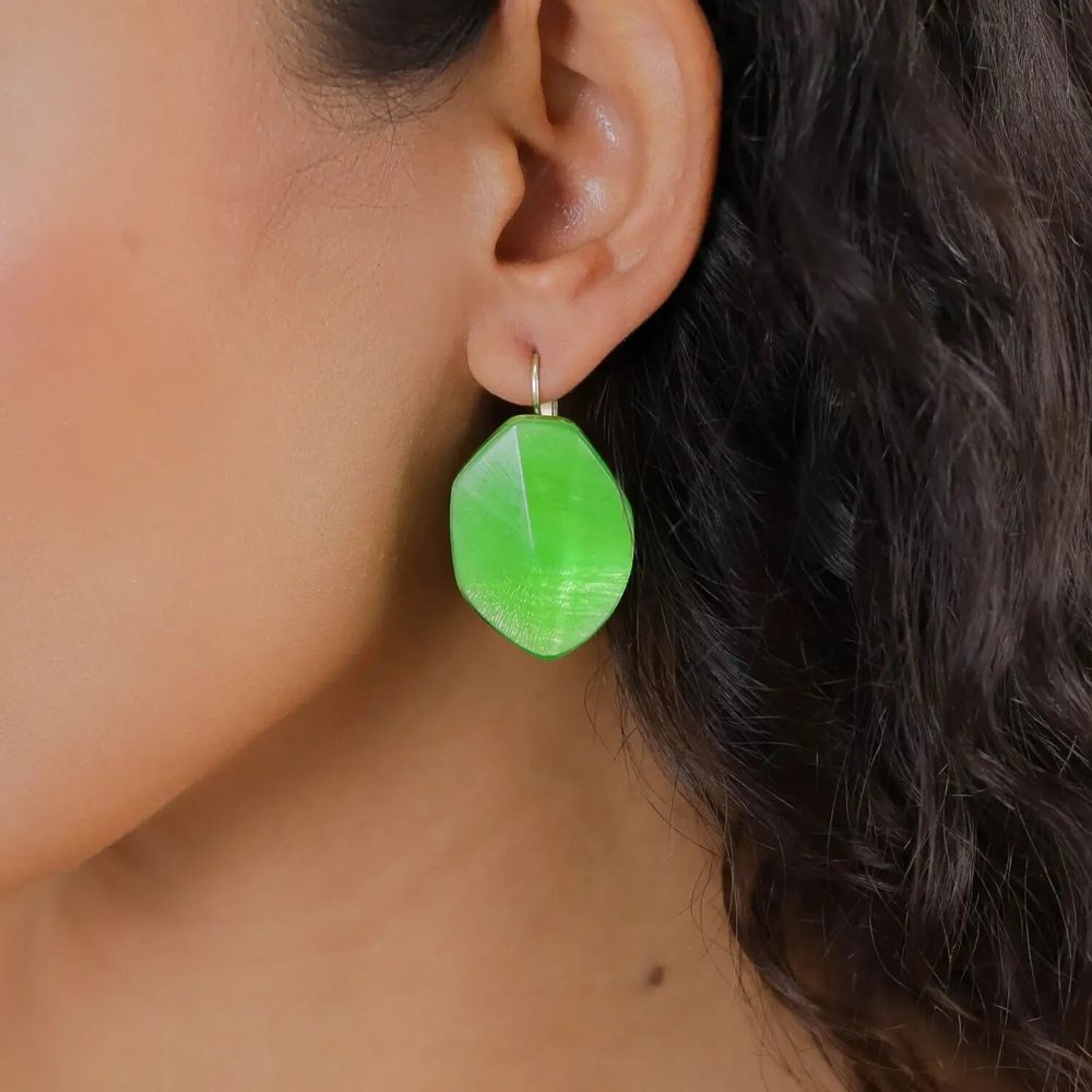 Bijoux - Boucles d'oreilles dormeuses vert agrume - Combava - NATURE BIJOUX