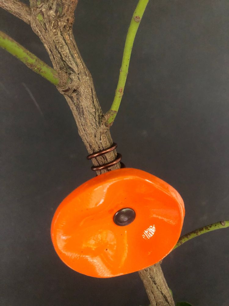 Floral decoration - Small Glass Flower For Outside In Orange On Flexible Stem - CARNEOL GLASS