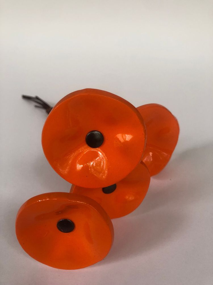 Floral decoration - Small Glass Flower For Outside In Orange On Flexible Stem - CARNEOL GLASS