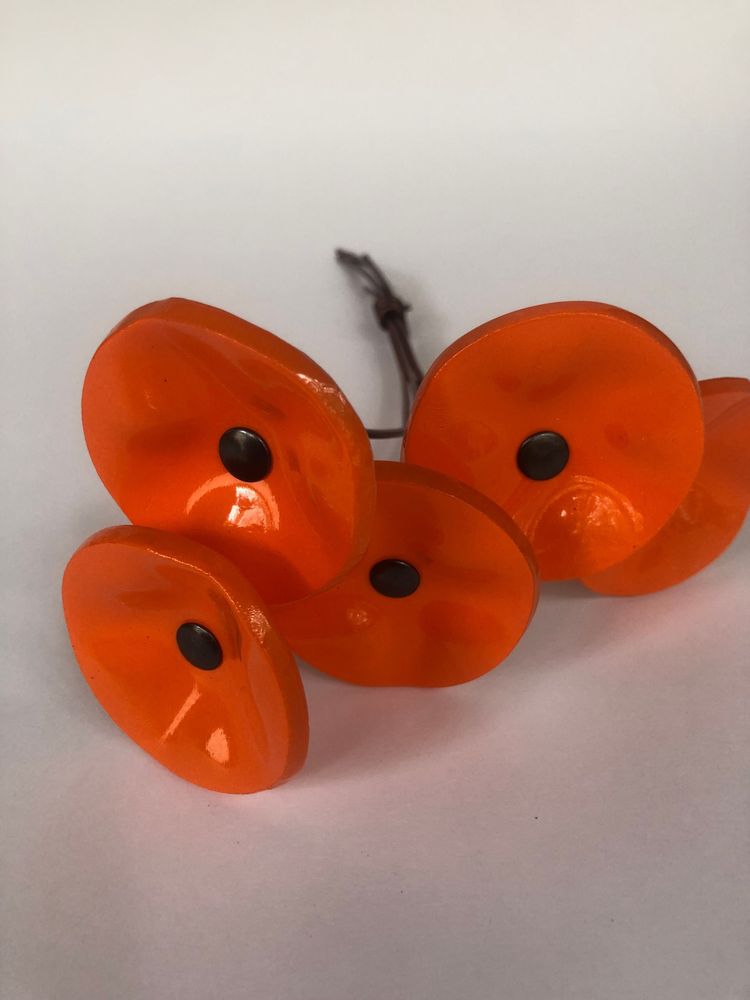 Floral decoration - Small Glass Flower For Outside In Orange On Flexible Stem - CARNEOL GLASS