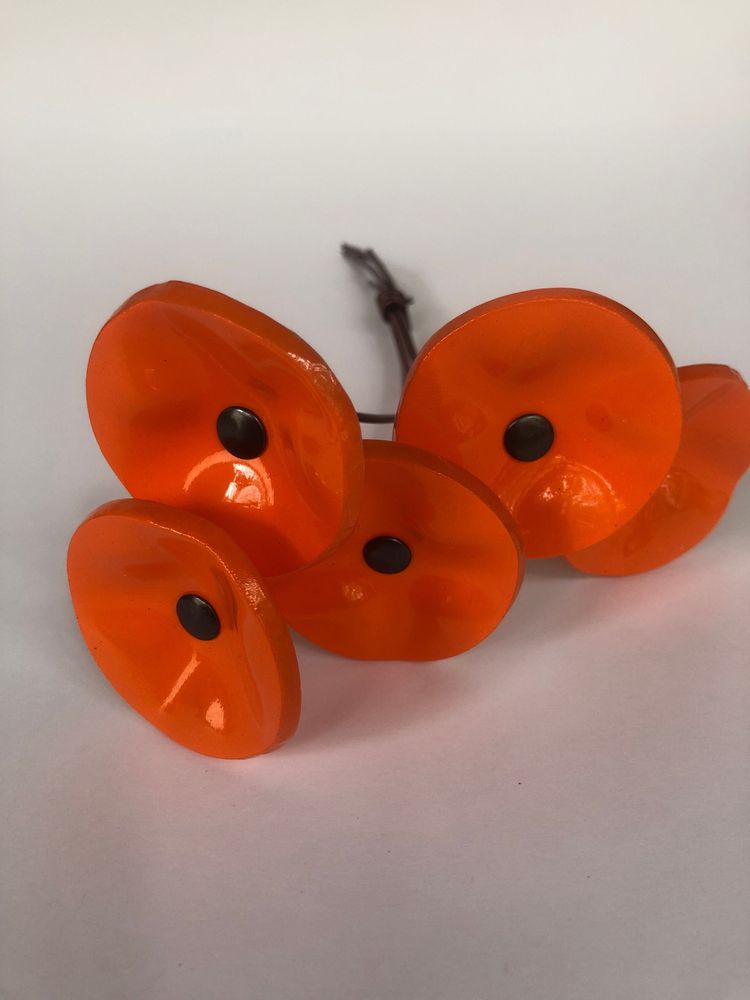 Floral decoration - Small Glass Flower For Outside In Orange On Flexible Stem - CARNEOL GLASS