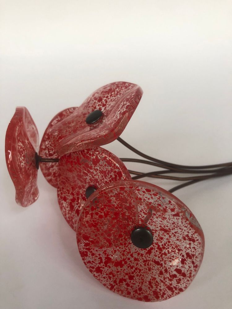 Floral decoration - Small Glass Flower in Transp.-Red On Flexible stem - CARNEOL GLASS