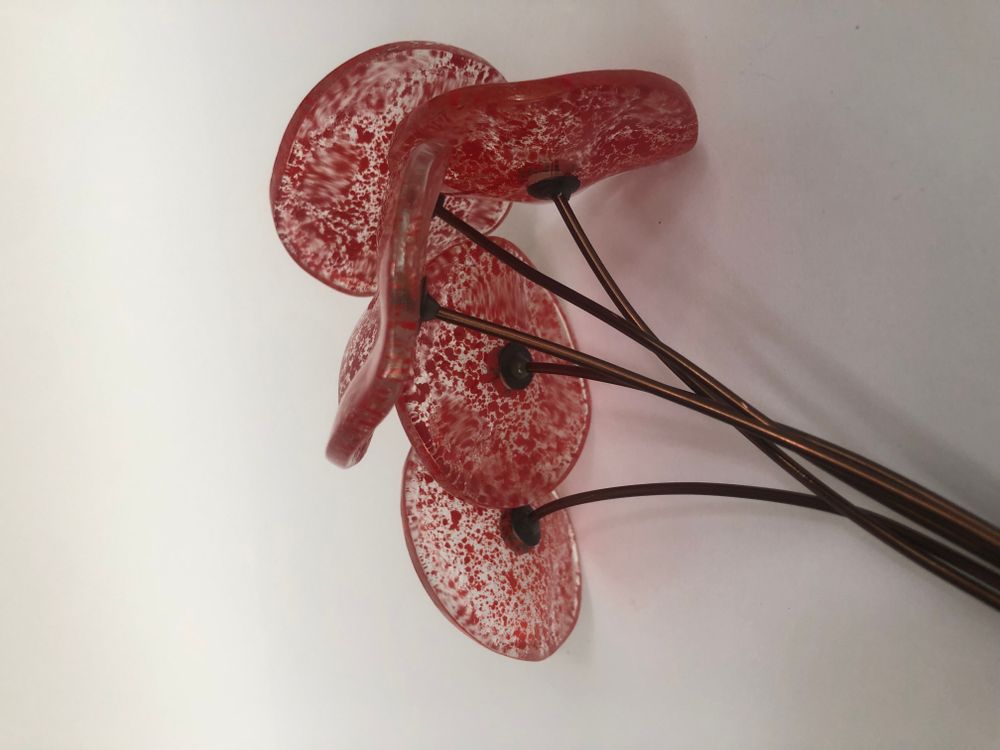 Floral decoration - Small Glass Flower in Transp.-Red On Flexible stem - CARNEOL GLASS