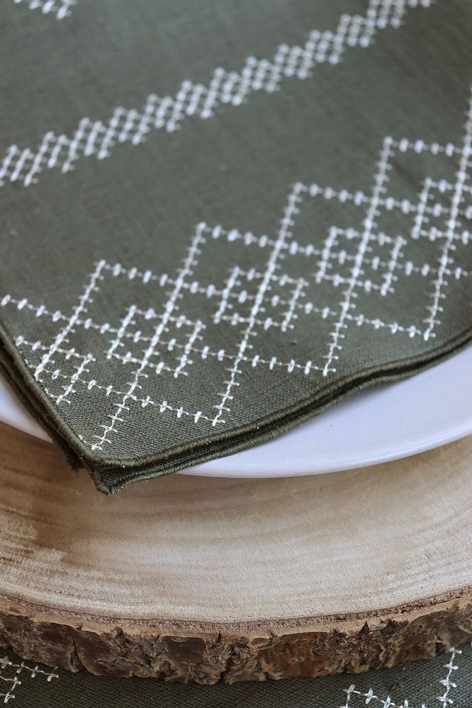 Table linen - Linen Tablecloth | LOSANGA Forest green - GIARDINO SEGRETO