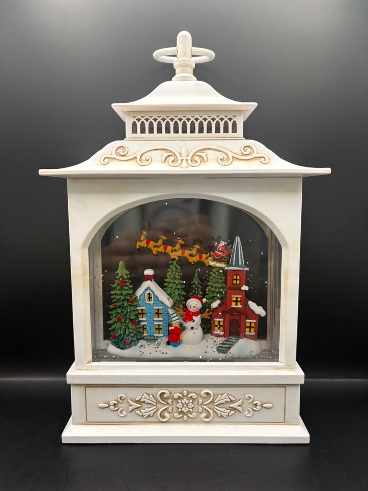 Other Christmas decorations - White Antique LED Snow Globe Lantern – Santa’s Village - BLUE STAR B.V.