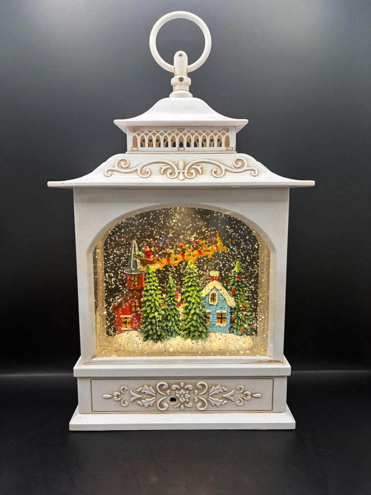Other Christmas decorations - White Antique LED Snow Globe Lantern – Santa’s Village - BLUE STAR B.V.