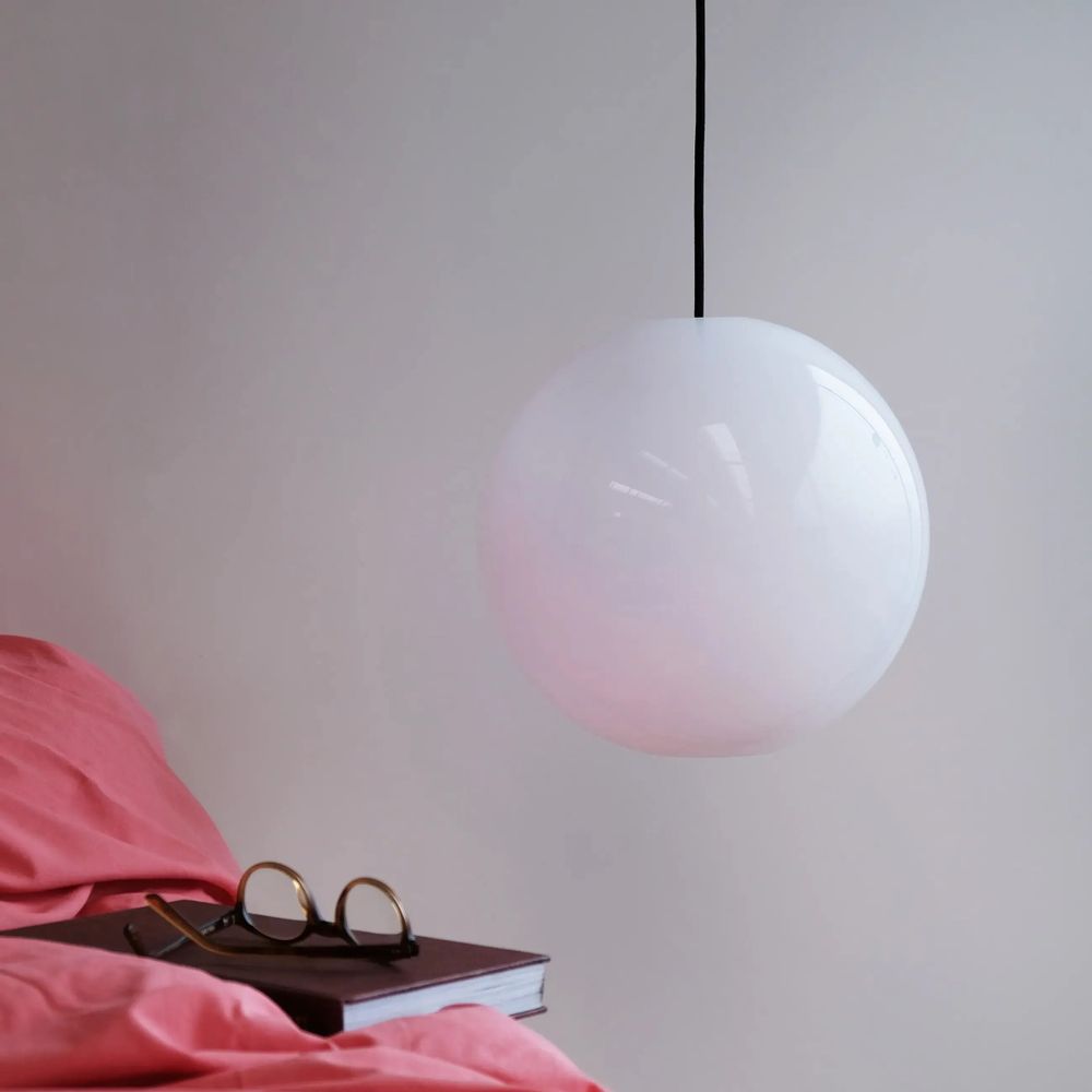 Suspensions - Lampe suspendue opale Cafè D30 - DYBERG LARSEN