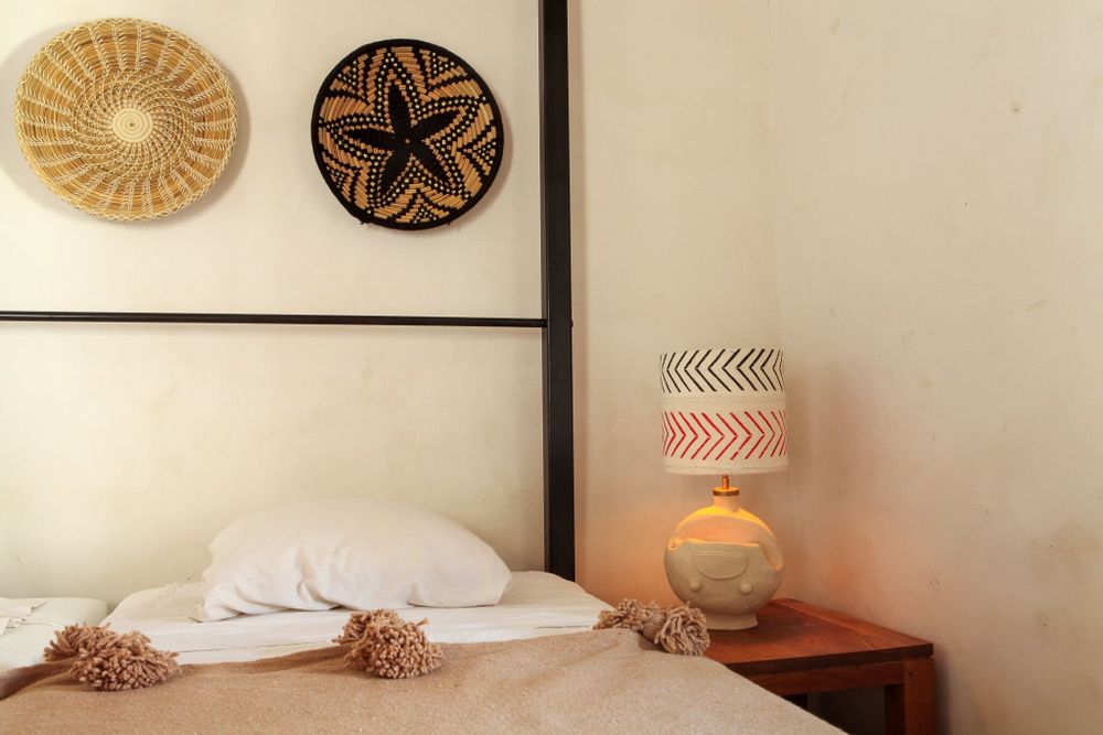 Lampes de table - Lampe de table artisanale unique en céramique Smile - STUDIO WILD ORANGE