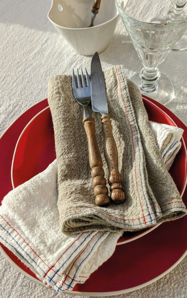 Linge de table textile - NAPPE SERVIETTES ET SETS DE TABLE EMPREINTE - CHARVET EDITIONS
