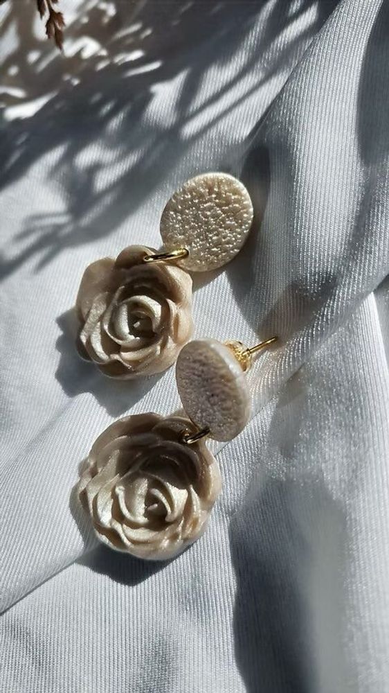 Jewelry - Boucles d’oreilles pendantes fleurs ROSALIA - LES TRÉSORS DE CIA