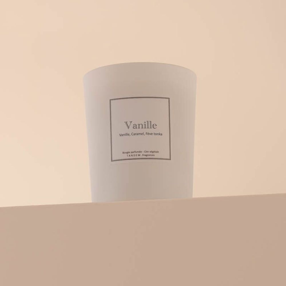 Candles - Vanilla scented candle white glass 6,40oz 100% vegetable wax - TANDEM FRAGRANCES