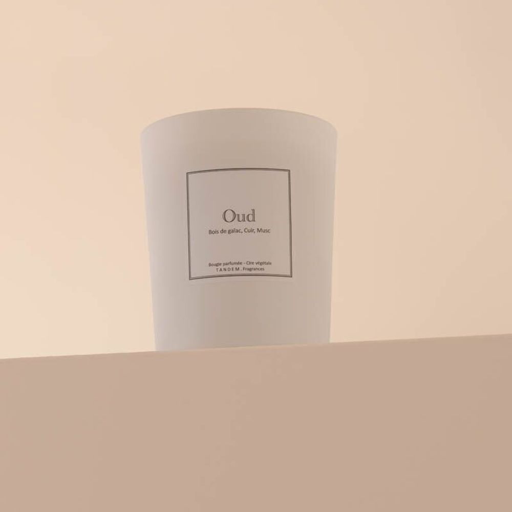Candles - Oud scented candle white glass 180g - 100% vegetable wax - TANDEM FRAGRANCES