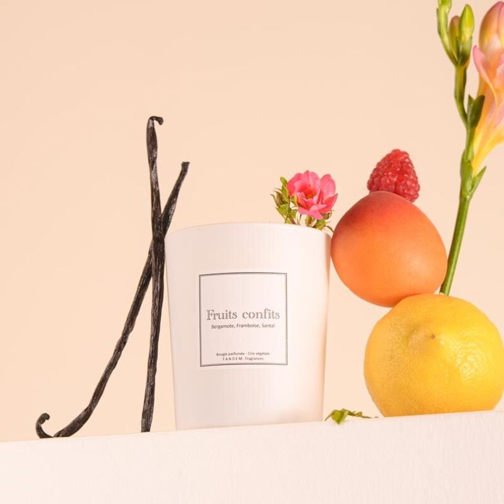 Candles - Candied fruit scented candle white glass - 6,40oz 100% vegetable wax - TANDEM FRAGRANCES