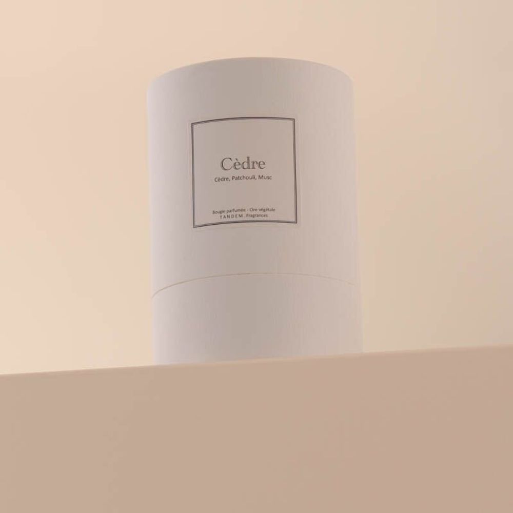 Candles - Cedar scented candle white glass - 6,40oz vegetable wax - TANDEM FRAGRANCES