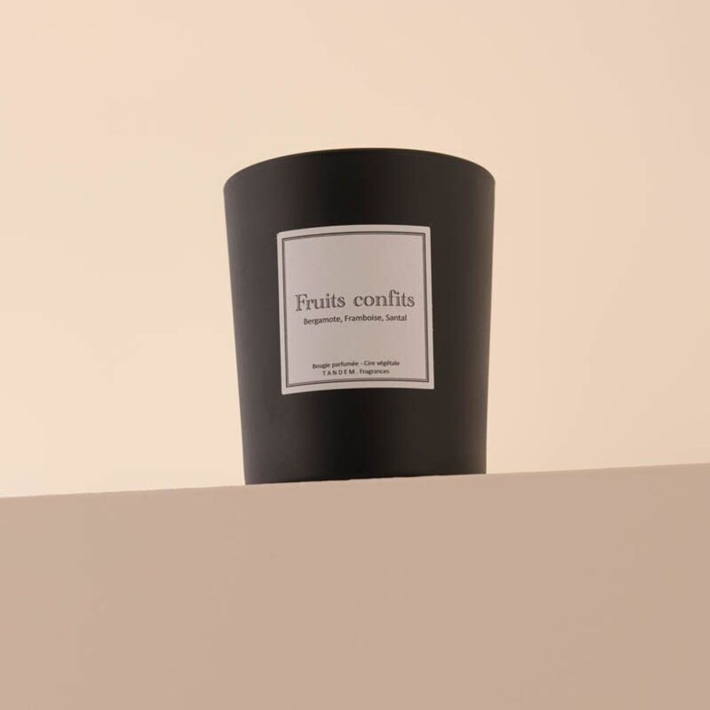 Candles - Candied fruit scented candle black glass - 6,40oz 100% vegetable wax - TANDEM FRAGRANCES