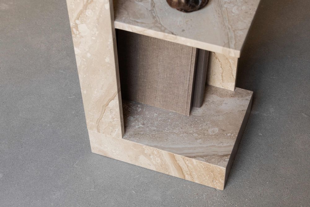 Bookshelves - CONE Marble - UN'COMMON