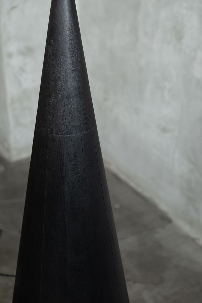 Floor lamps - Vereteno Sculptural Floor Lamp - PLETOSTUDIO