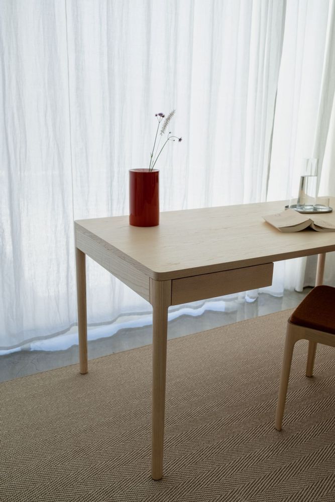 Office furniture and storage - FRONT – Minimalist Work Desk in Ash Wood 200x100 - MOR
