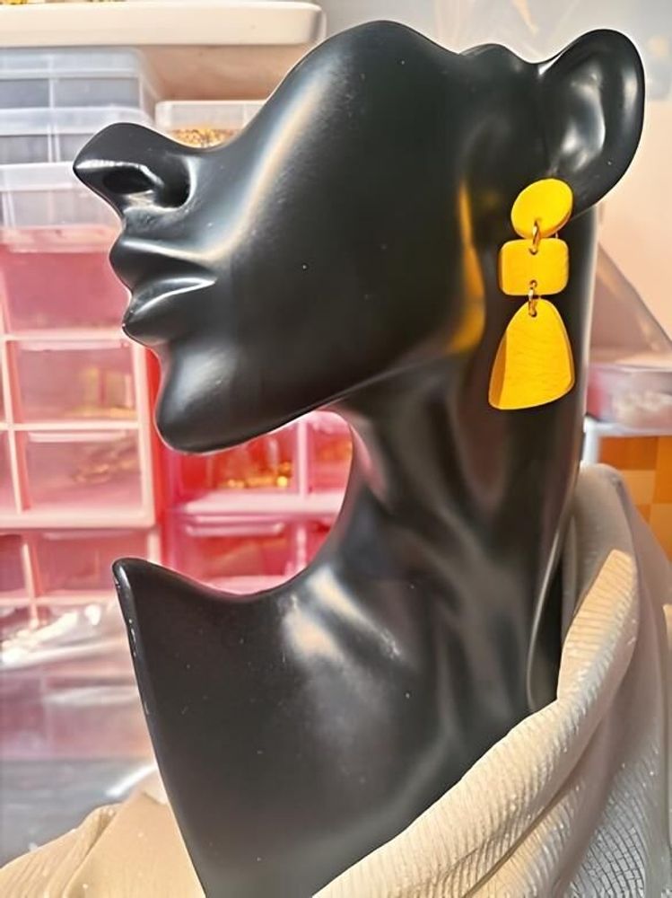 Bijoux - Boucles d'oreilles pendante Jaune moutarde DONNA - LES TRÉSORS DE CIA