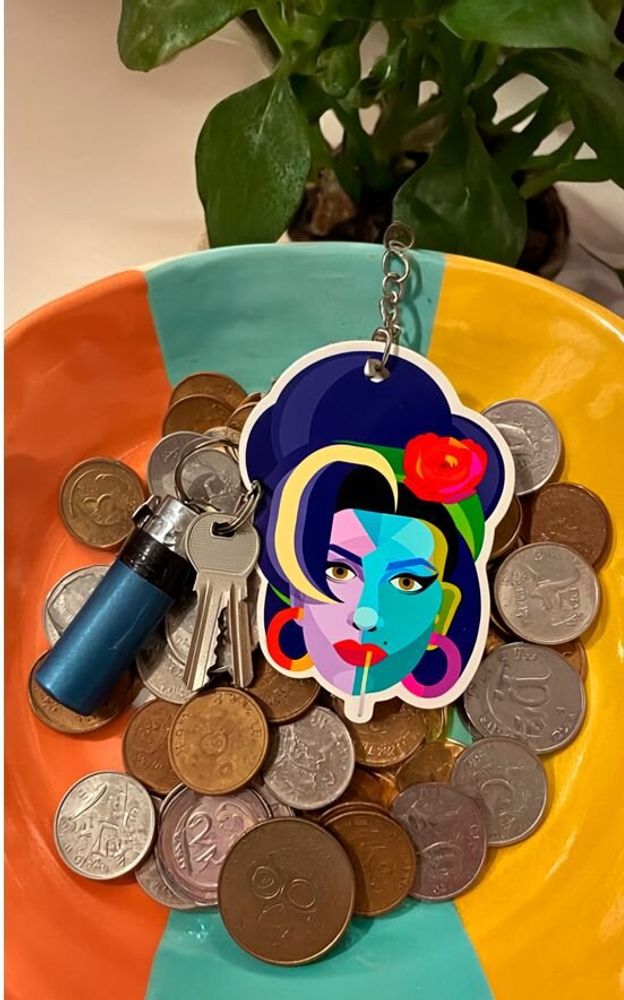 Gifts - Geo Amy Keyring - KALIDOSKOPIO