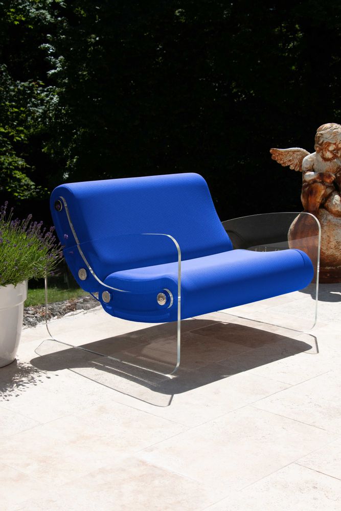 Armchairs - MW03 armchair - Elegance, daring design and a vintage touch - KUUMO DESIGN