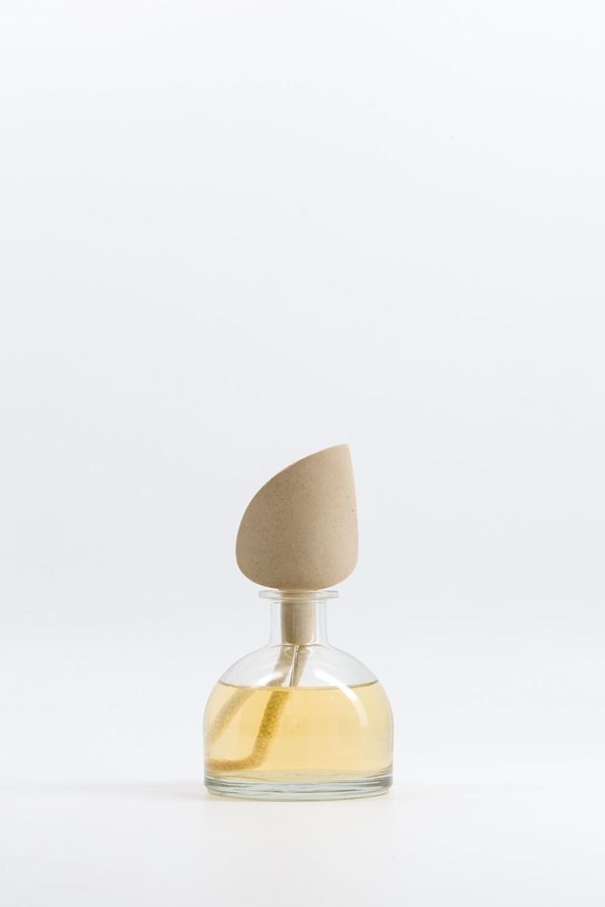 Diffuseurs de parfums - La diffuseur et sa sculpture de diffusion - CALDÉ