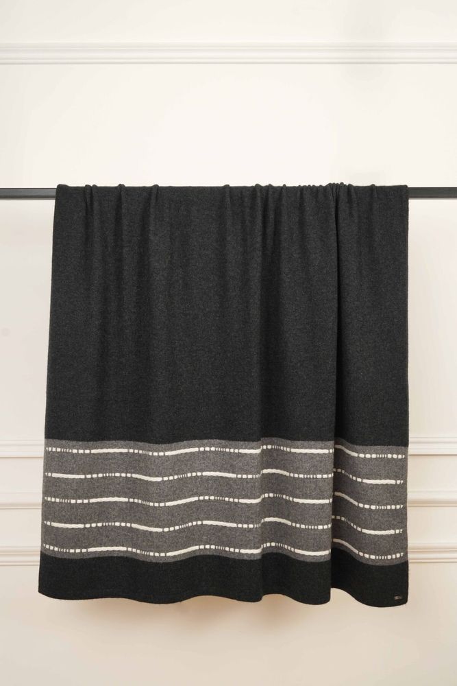 Homewear - Dakh Throw - MUNKH CASHMERE MONGOLIA