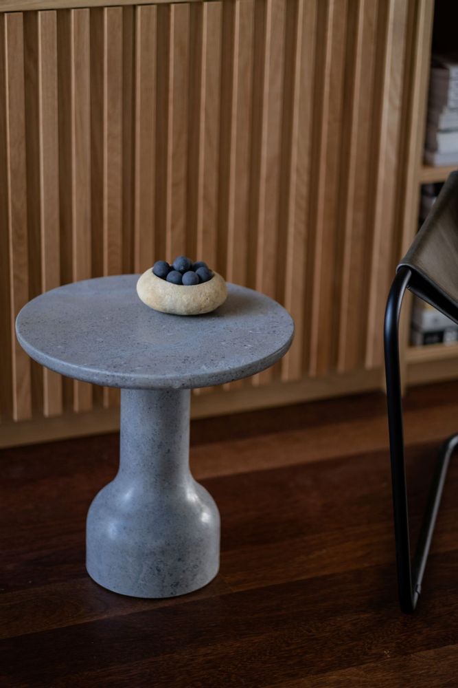 Coffee tables - PESO– Minimalist Round Side Table in Limestone, Medium - MOR
