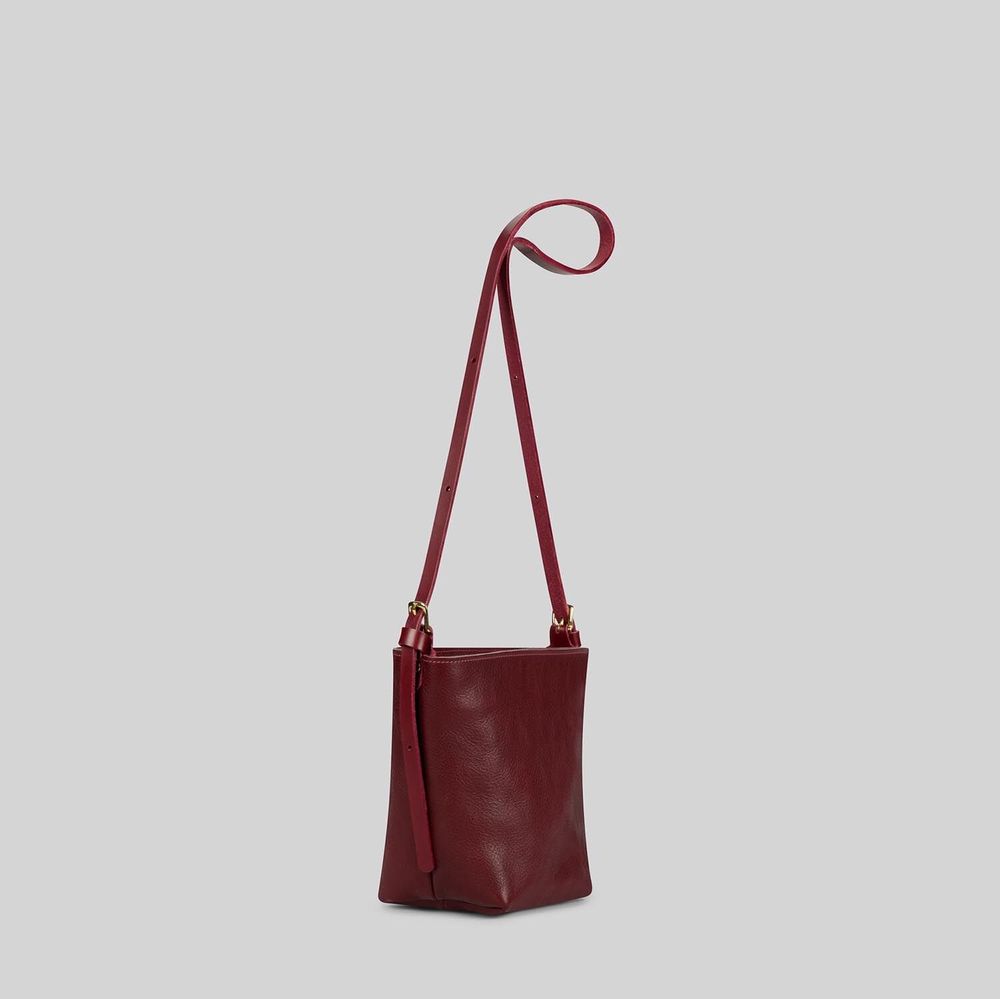 Bags and totes - Dino - Small leather crossbody bag in Grainy Merlot - MIMI BERRY