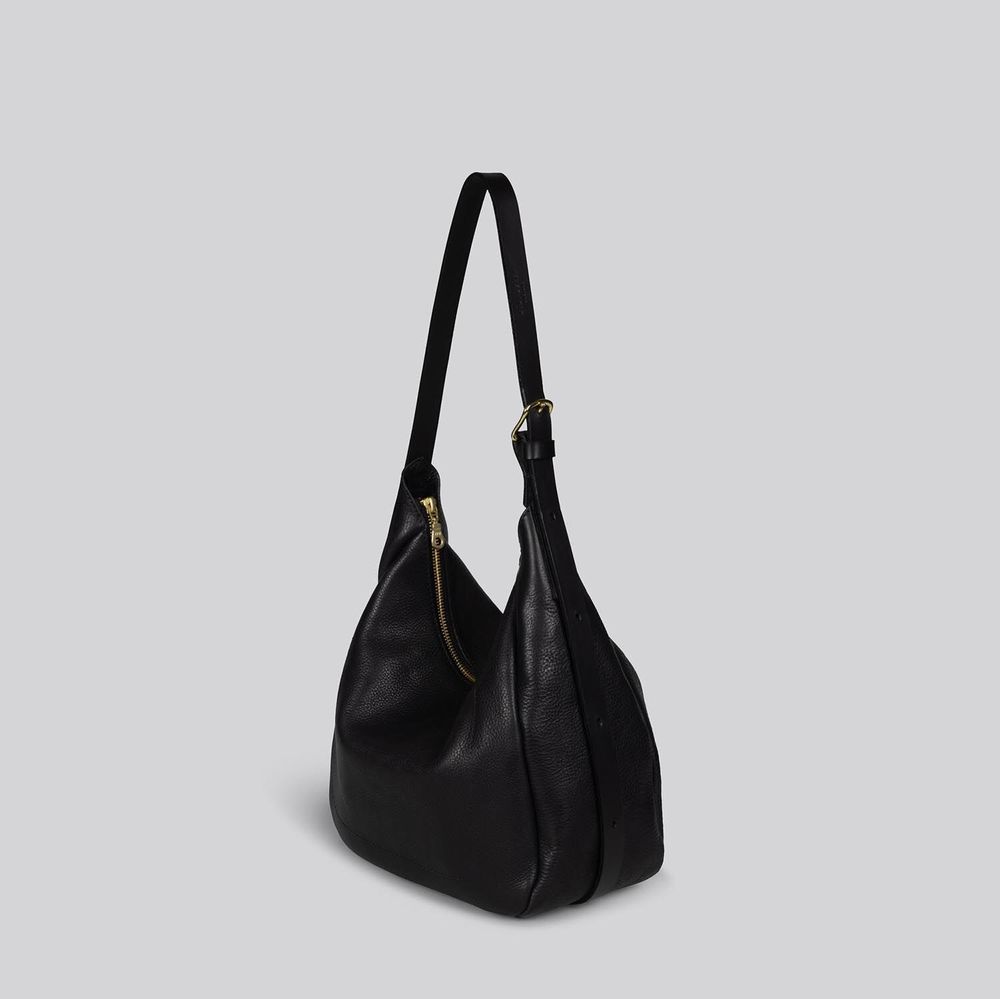 Bags and totes - Wilma - Medium leather shoulder bag in Grainy Black - MIMI BERRY