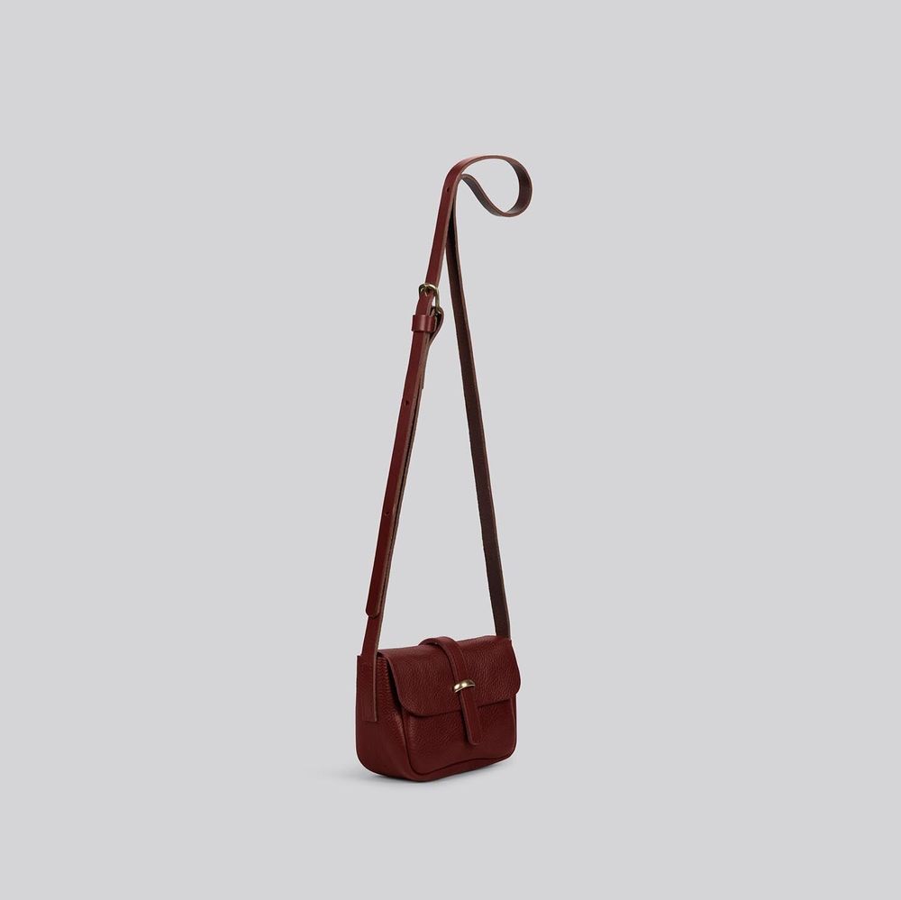 Bags and totes - Wren - Mini leather crossbody bag in Grainy Merlot - MIMI BERRY