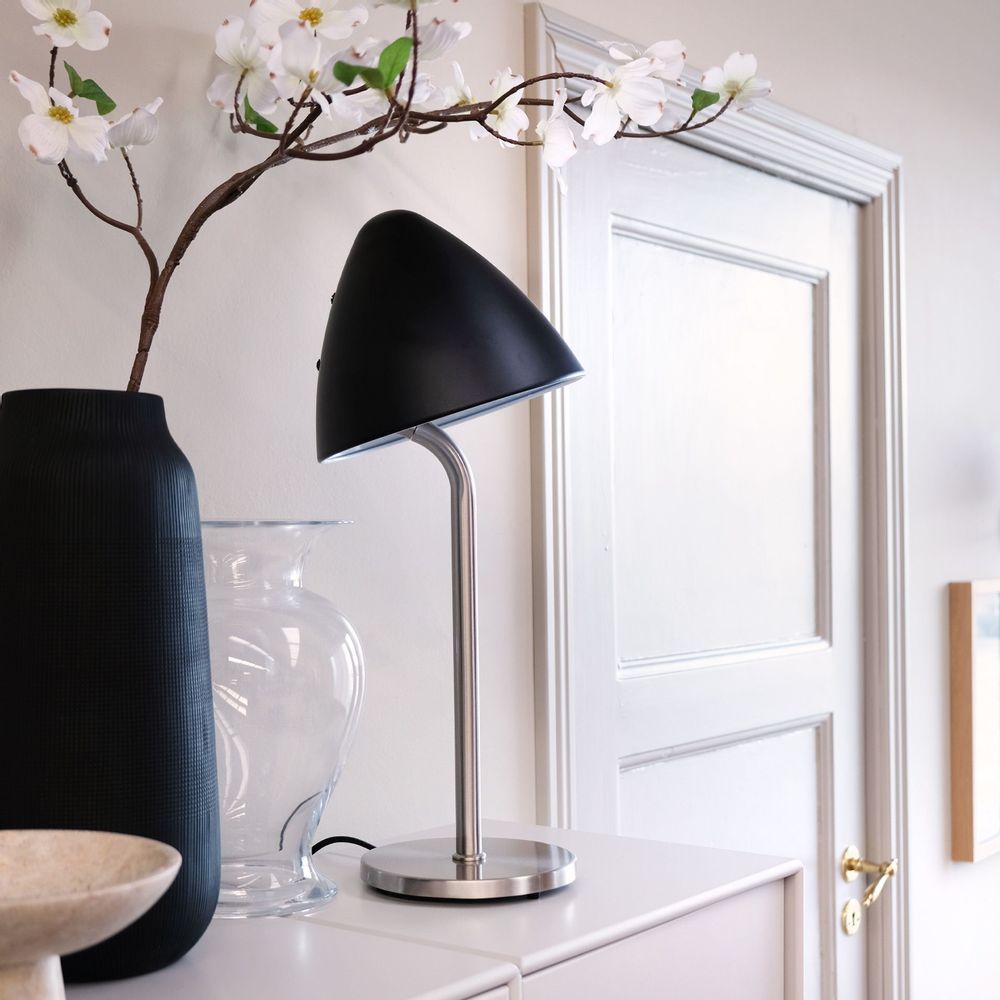 Table lamps - OULU Table lamp black - brushed steel - DYBERG LARSEN
