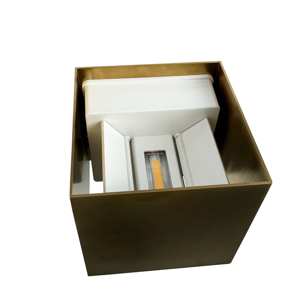 Wall lamps - Venus 10x10 Brass wall light indoor - DYBERG LARSEN