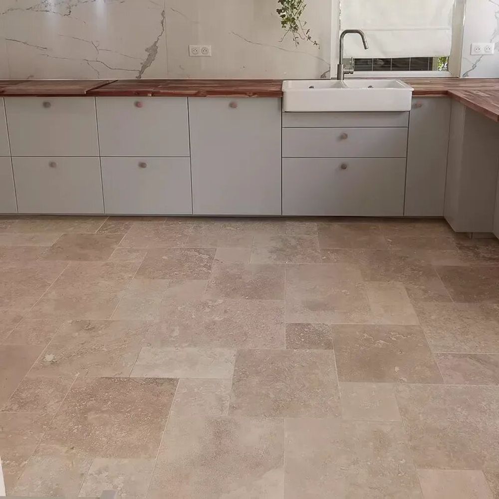 Crockery - PREMIUM travertine tiles softened & filled - 60 × 40 × 1.2cm - LIGERIO