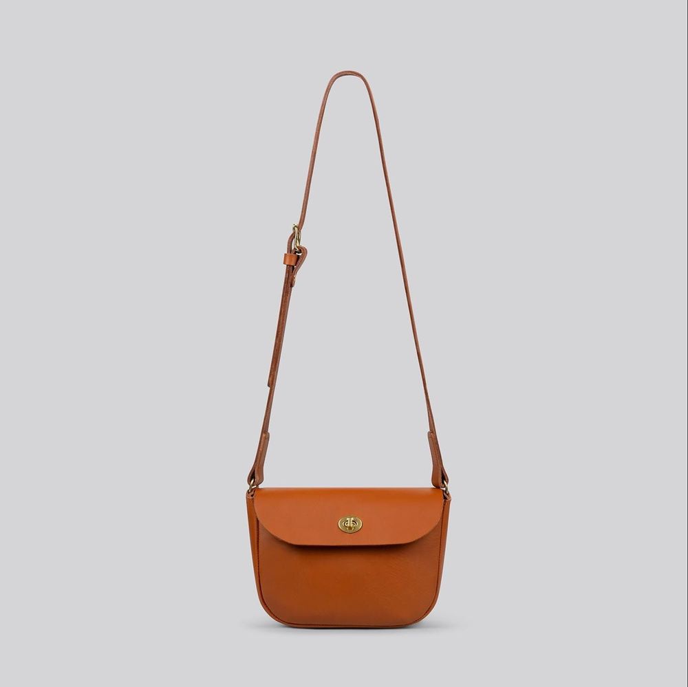 Sacs et cabas - Eve - Sac à bandoulière de taille moyenne en cuir brun grainé - MIMI BERRY