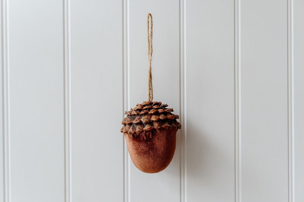Decorative objects - Velvet Acorn - WE LOVE SEASONS