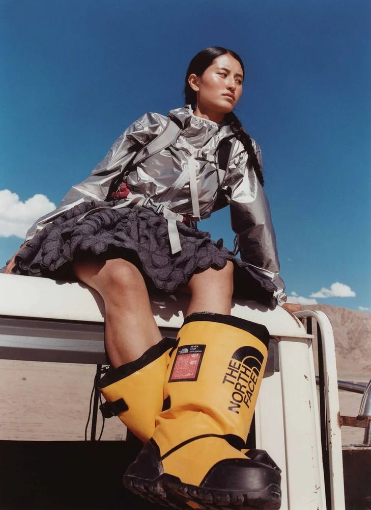 Objets de décoration - Un magazine 29 : organisé par Cecilie Bahnsen - NEW MAGS