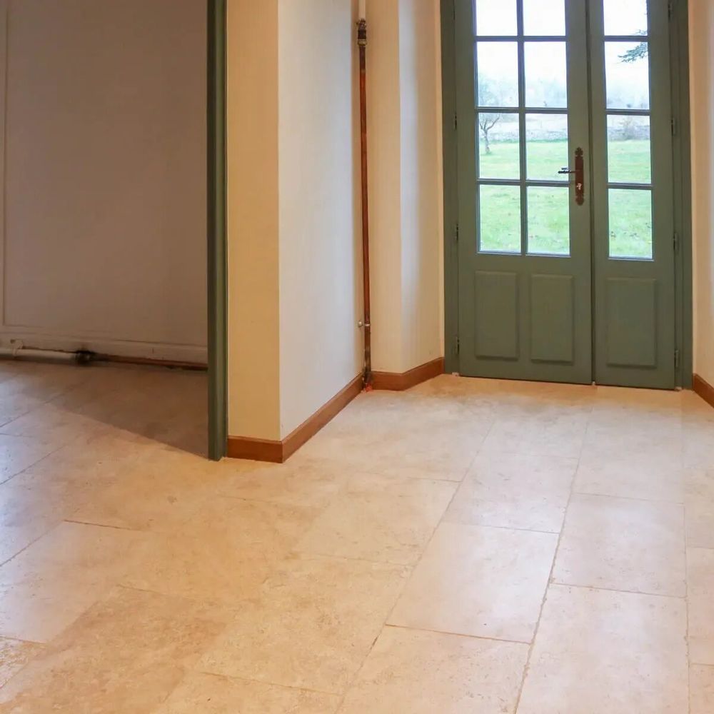 Crockery - Premium Light Travertine Tile - 61cm x 40.6cm, 1.2cm - LIGERIO