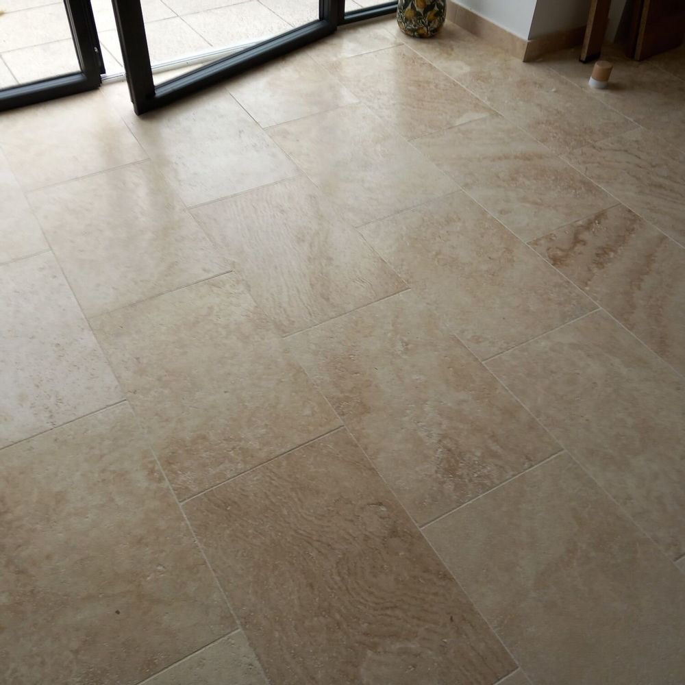 Crockery - Premium Light Travertine Tile - 61cm x 40.6cm, 1.2cm - LIGERIO