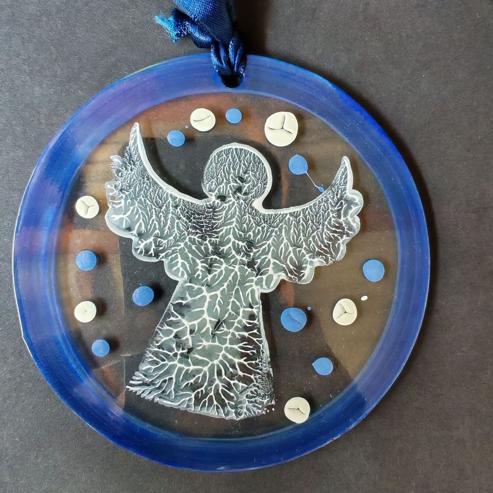 Other Christmas decorations - Blue hand-painted standing angel glass ornament - CARNEOL GLASS
