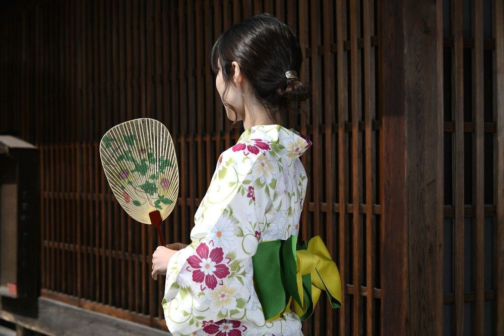 Quincaillerie d'art - Mizu-Uchiwa - ANDO