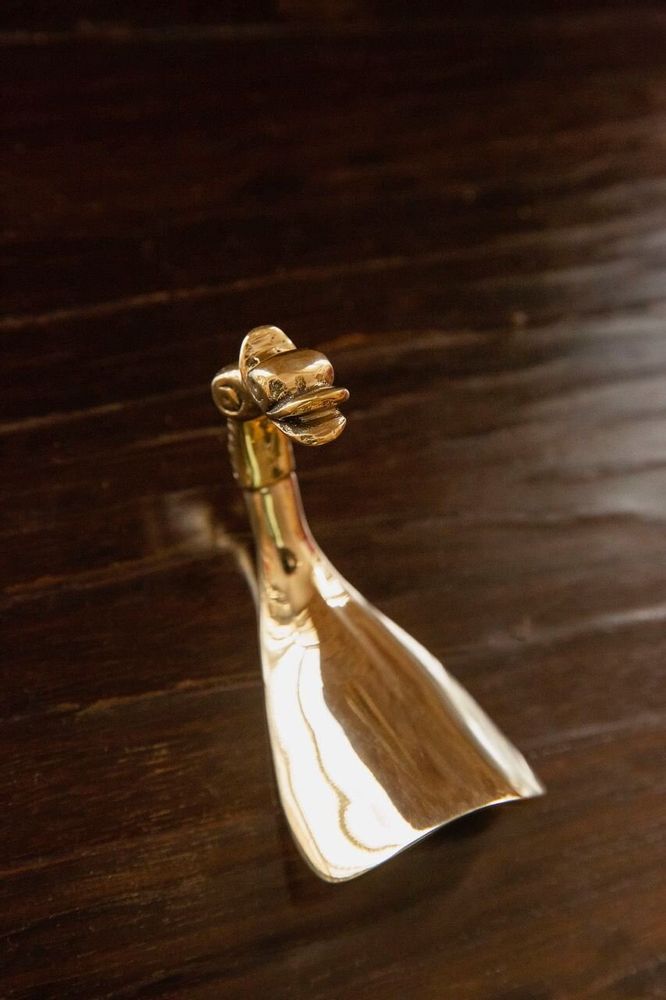 Travel accessories - Monster Serpent Shoehorn - ANTHOLOGIST