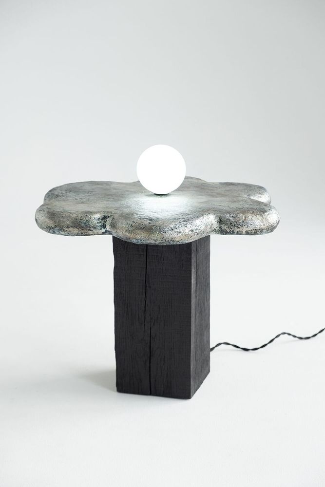 Coffee tables - Kvit — Sculptural Coffee Table with Integrated Light - PLETOSTUDIO