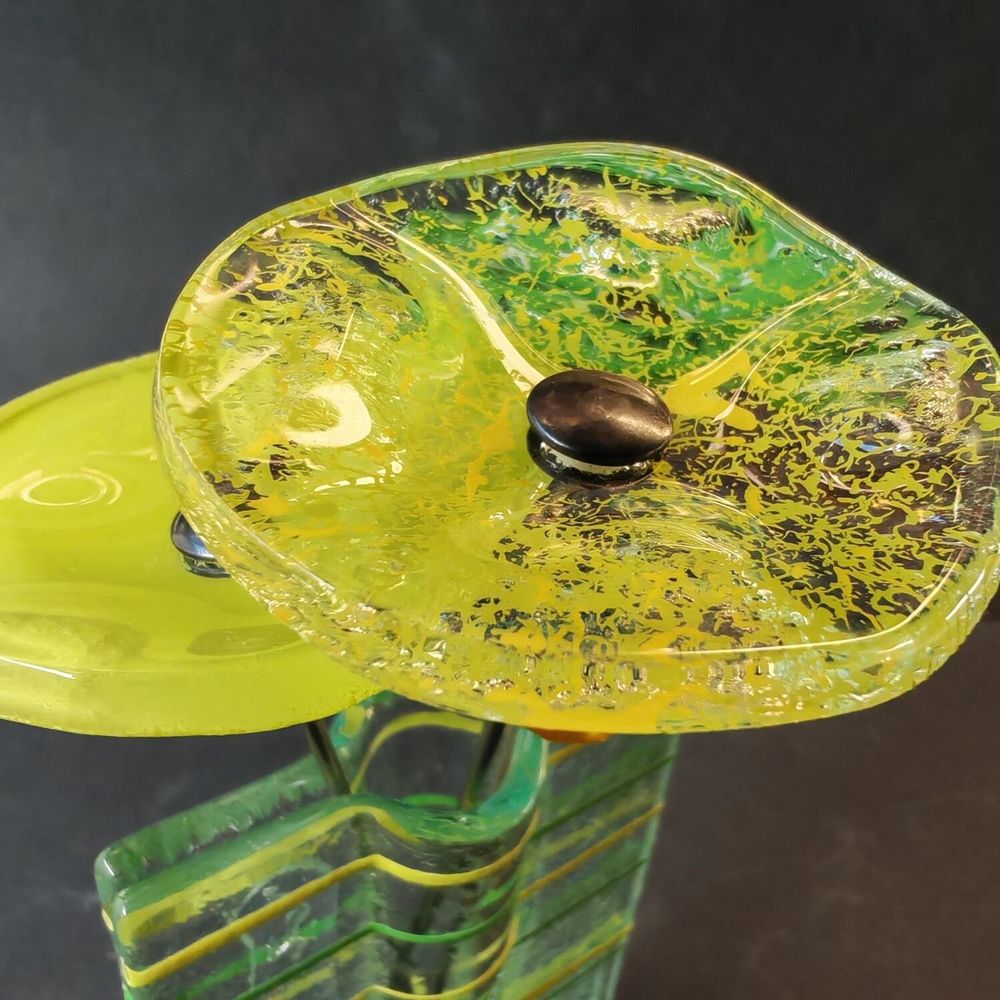 Vases - Petit vase transparent 8x13 cm à rayures vert pomme et avec 3 petites fleurs - CARNEOL GLASS